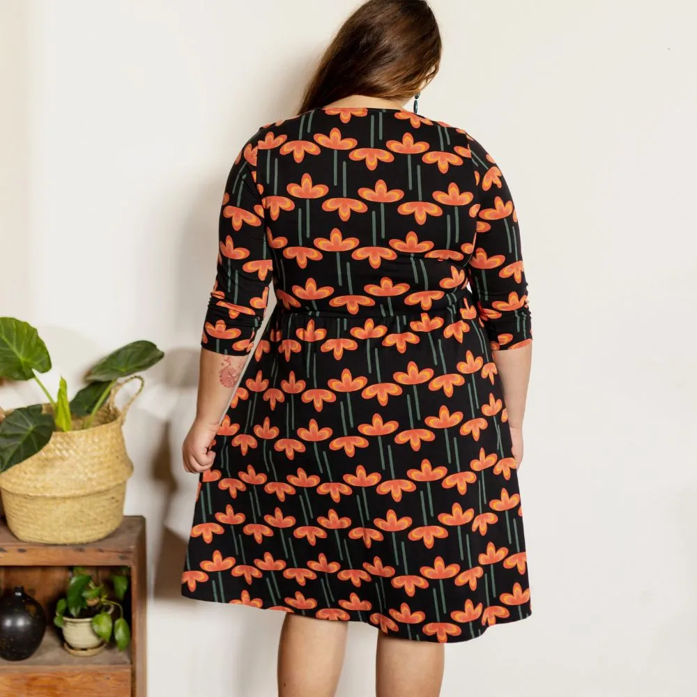 Callie 3/4 Sleeve Plus Size Wrap Dress Mod Daisy Poppy