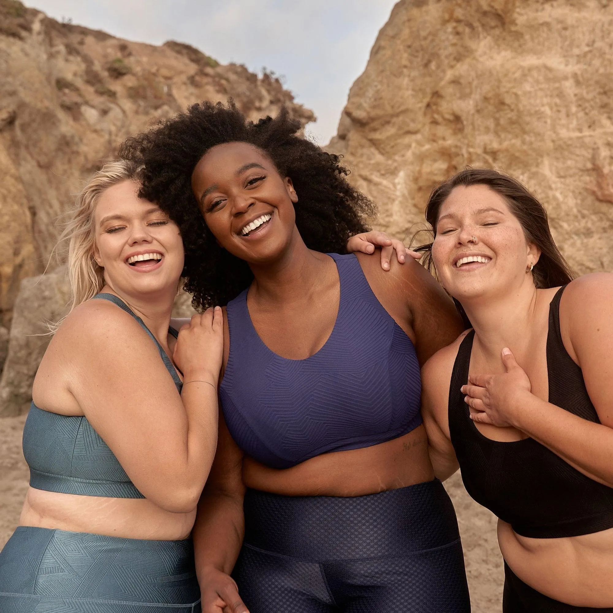 Classic Performance Bra Top - Ink Ridges Pattern