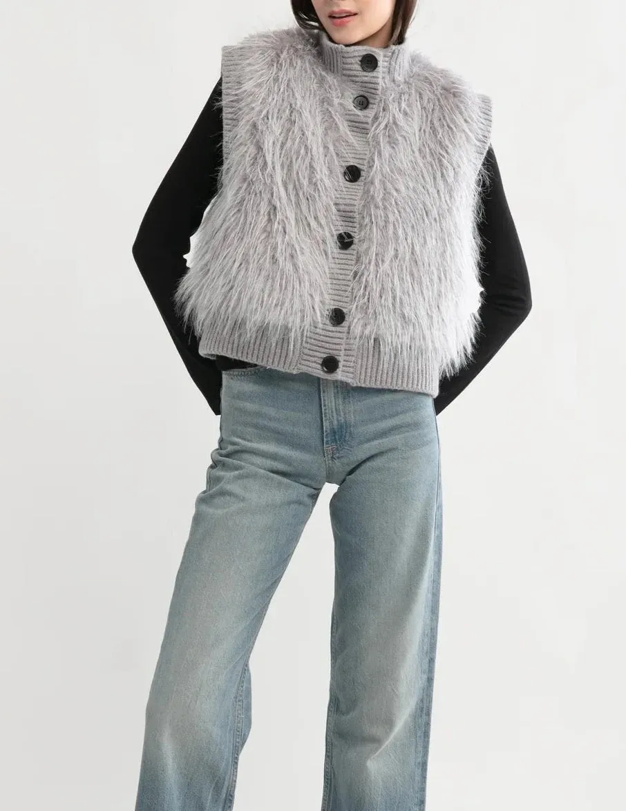 Fluffy Vest in Grey