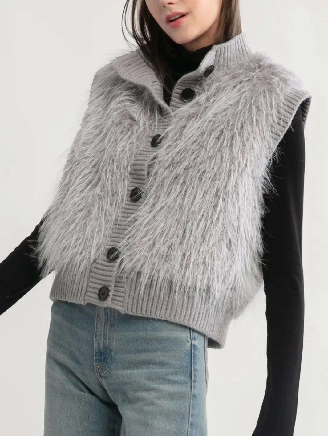 Fluffy Vest in Grey