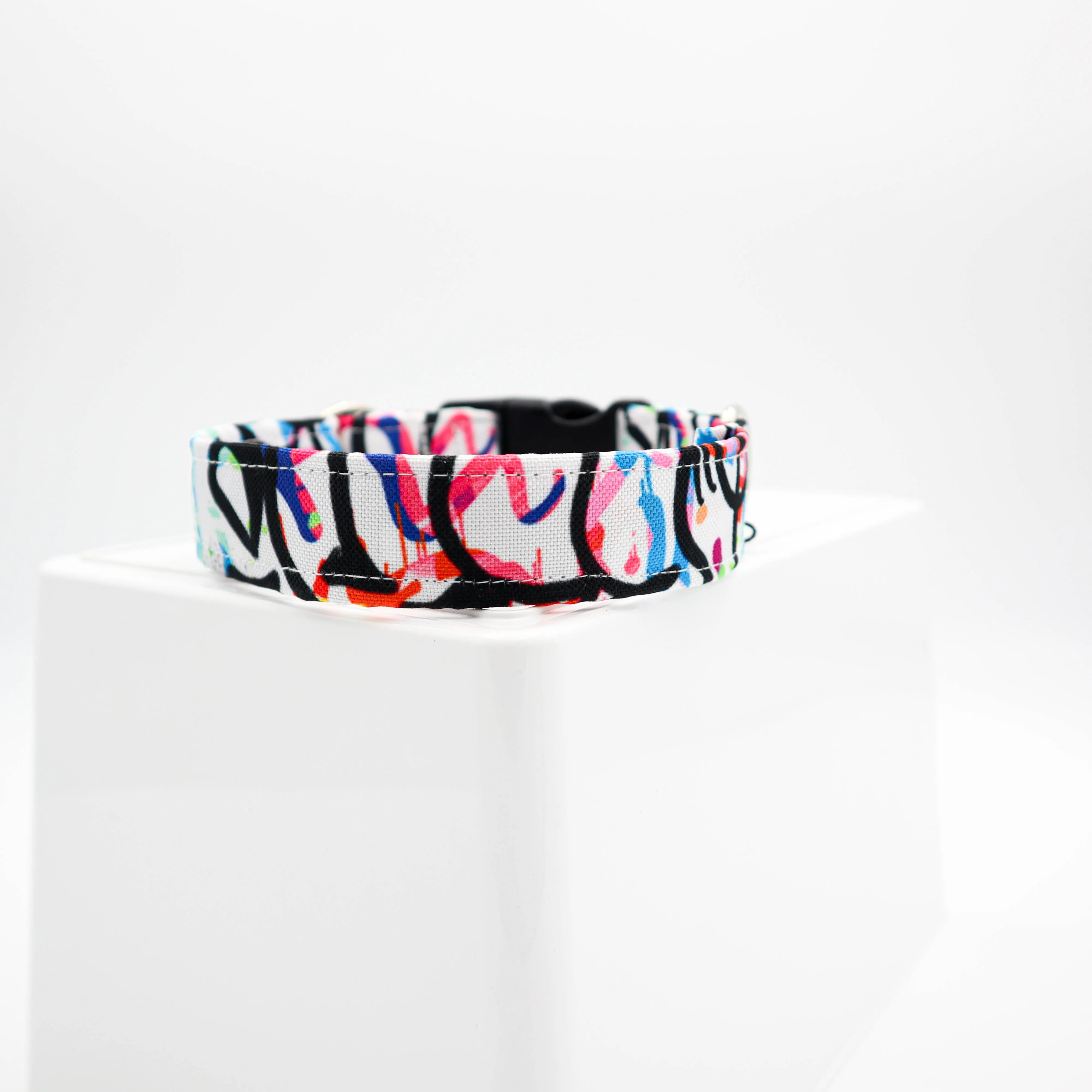 Handmade Dog Collar | Street art | Width: 15-20-25-30-40-50 mm