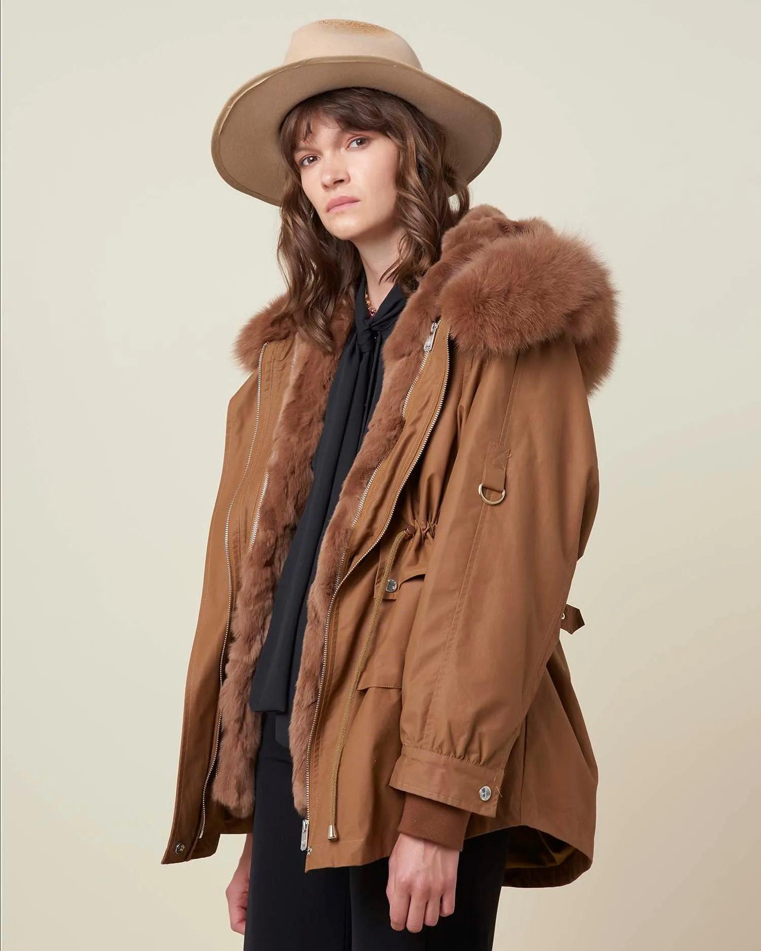 Parka with faux fur collar