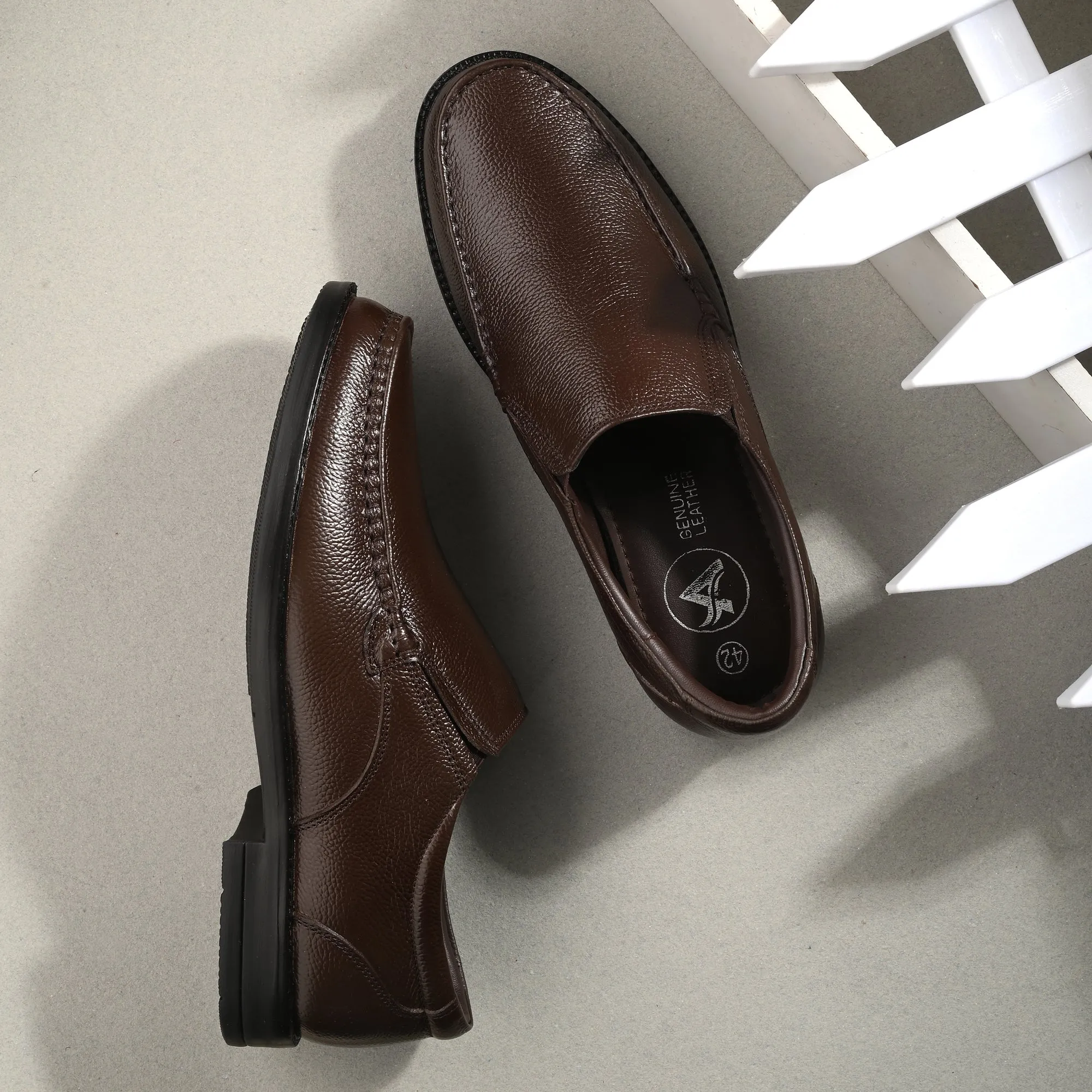 Posh Trumock Full Grain Leather Slip Ons
