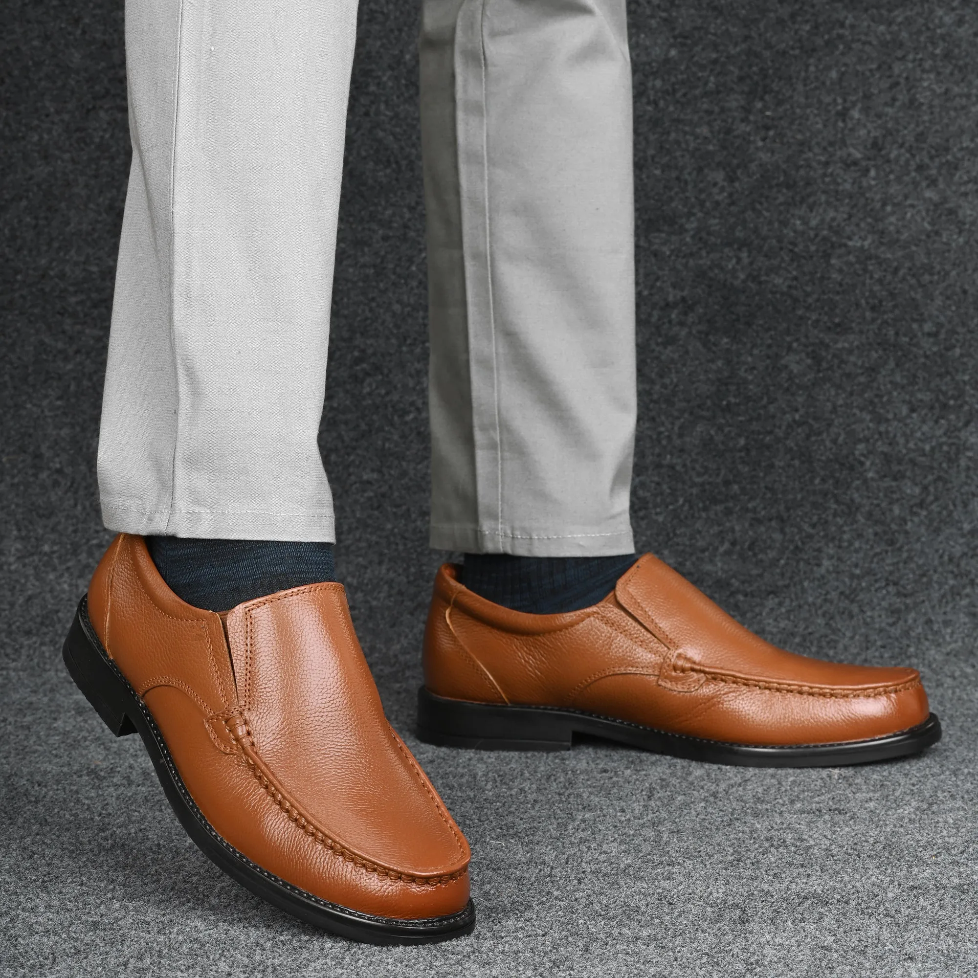 Posh Trumock Full Grain Leather Slip Ons