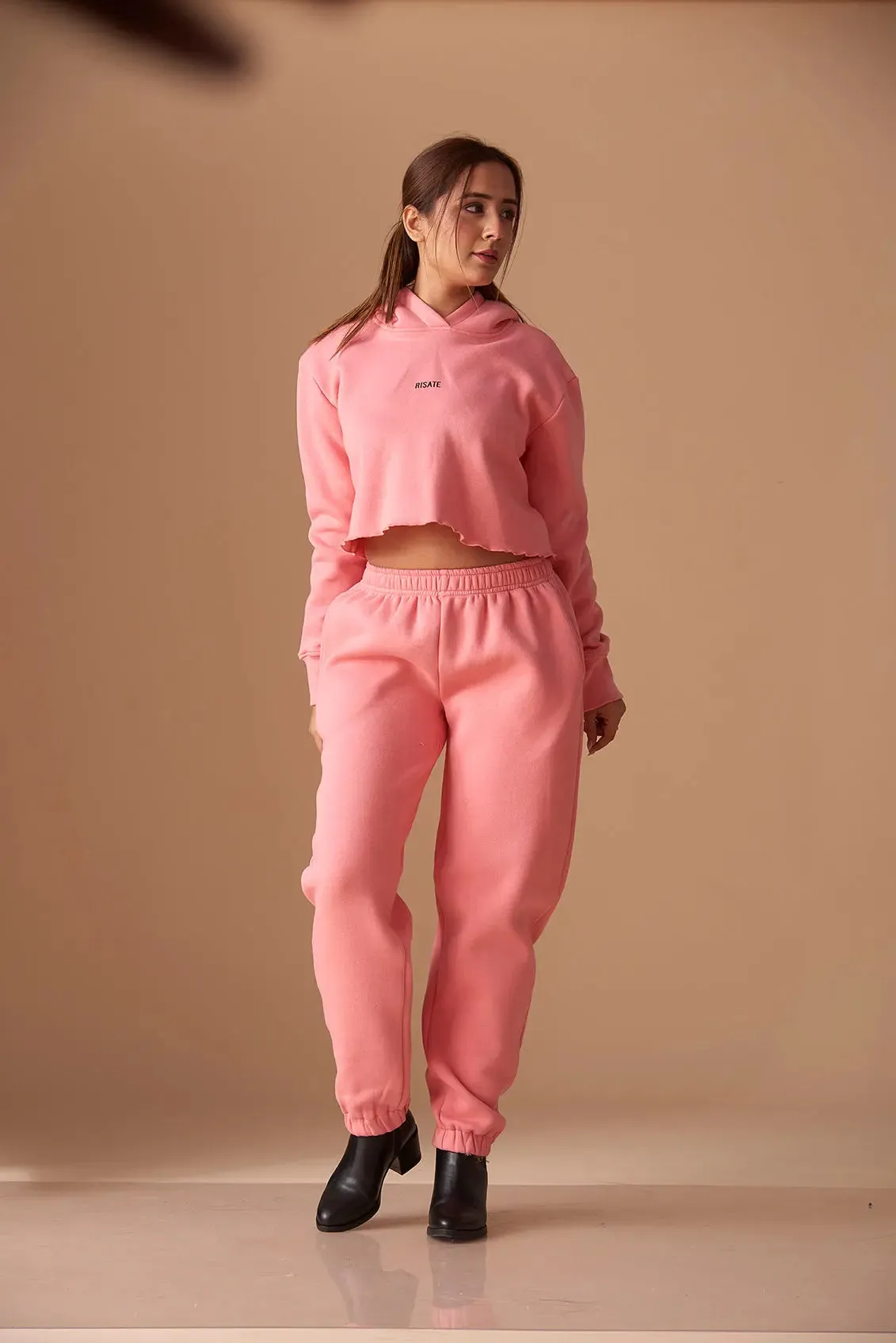 Relaxed Crop Hooded sweatshirt with Mid rise Joggers