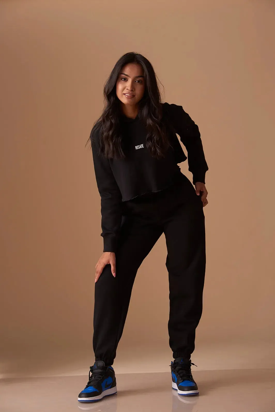 Relaxed Crop Hooded sweatshirt with Mid rise Joggers