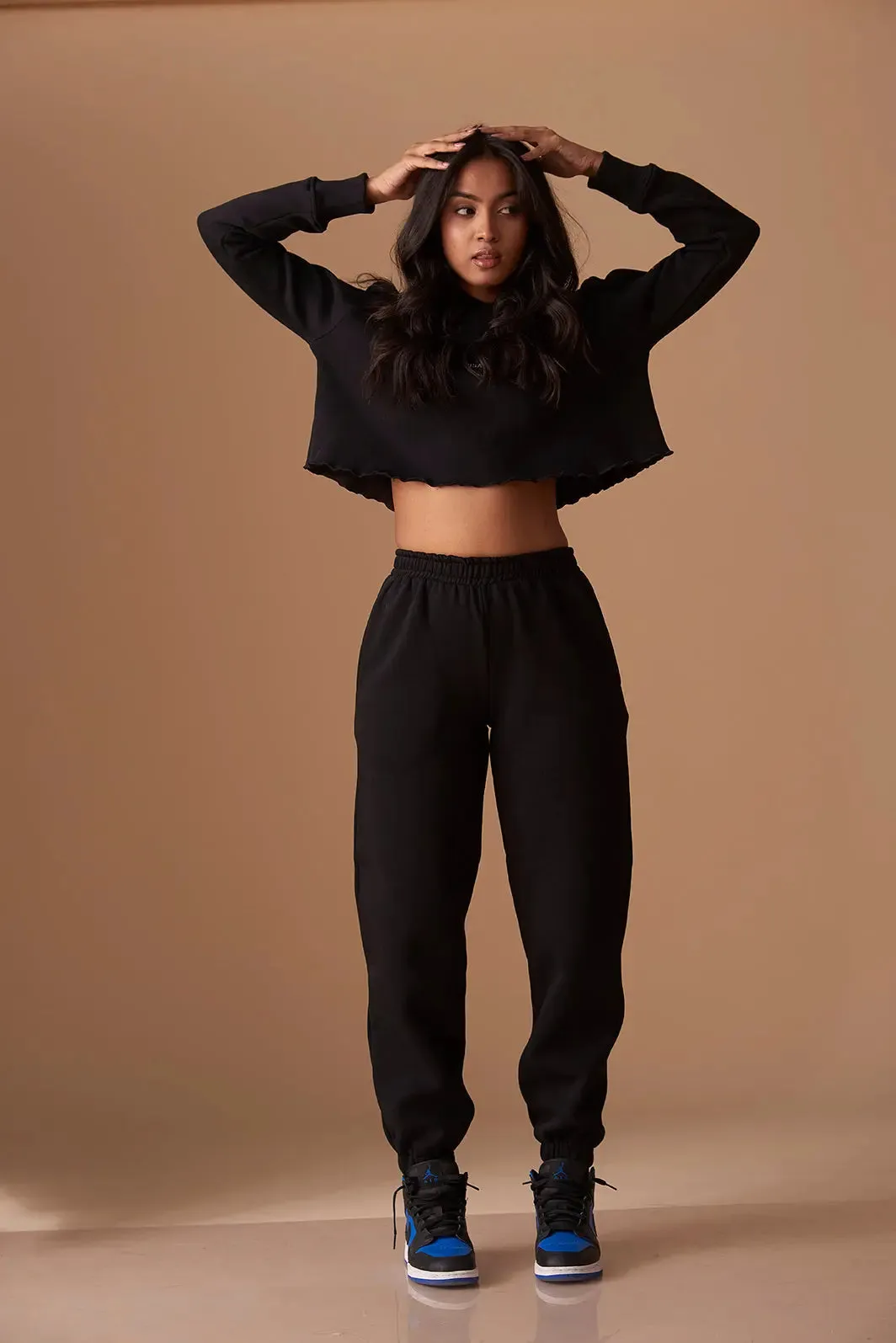 Relaxed Crop Hooded sweatshirt with Mid rise Joggers