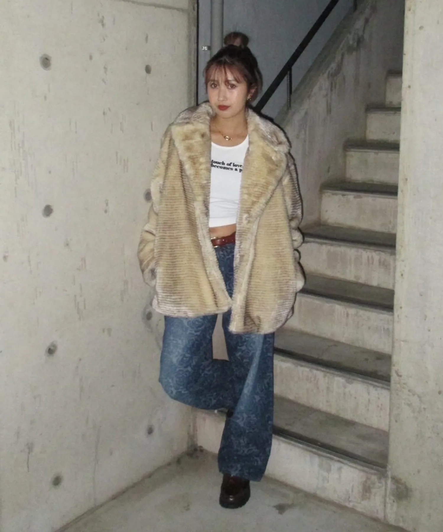 Stand collar volume fur coat