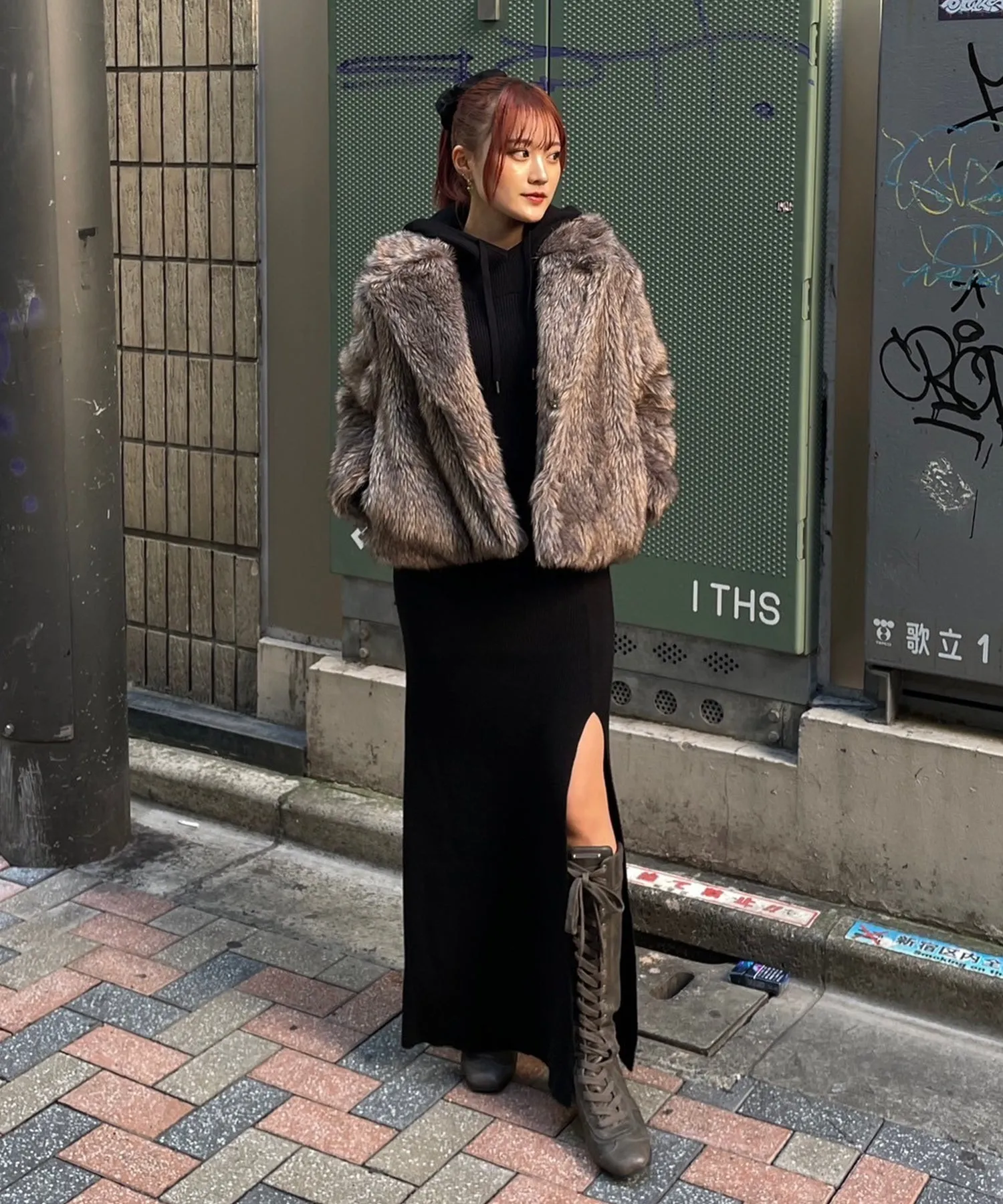 Stand collar volume fur coat
