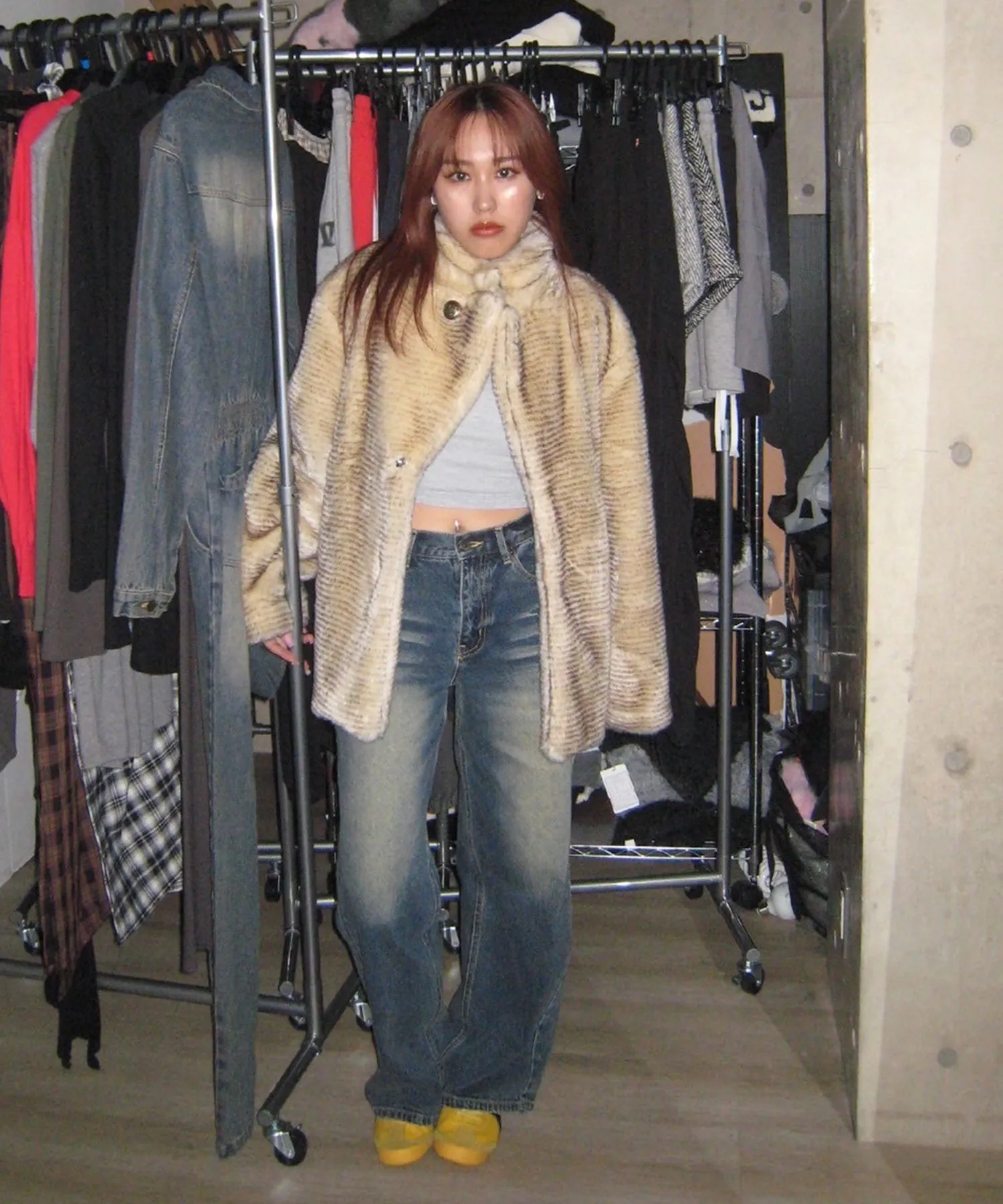 Stand collar volume fur coat