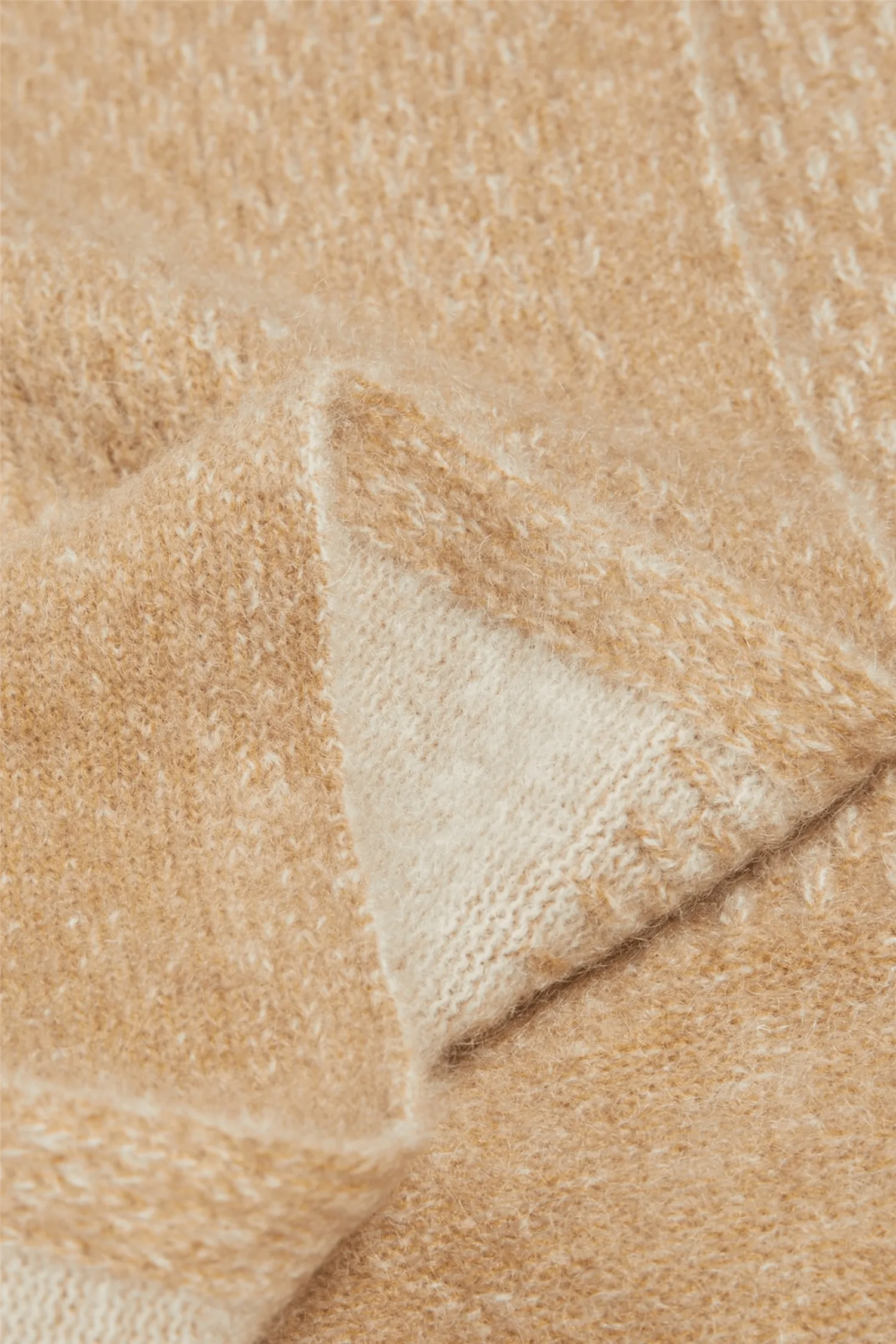 Tine Knit Scarf Sand Mix